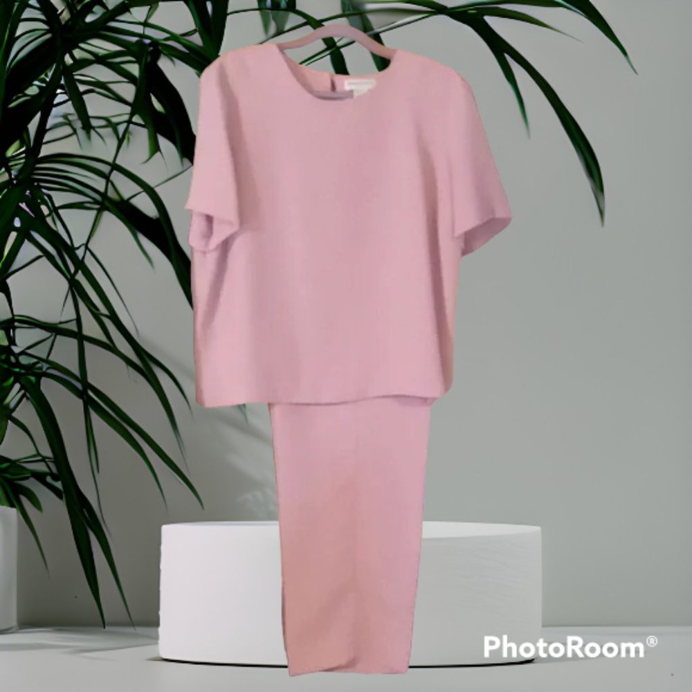 Draper's &  Damon's mauve pant suit totally professional.size top PL and pant PM